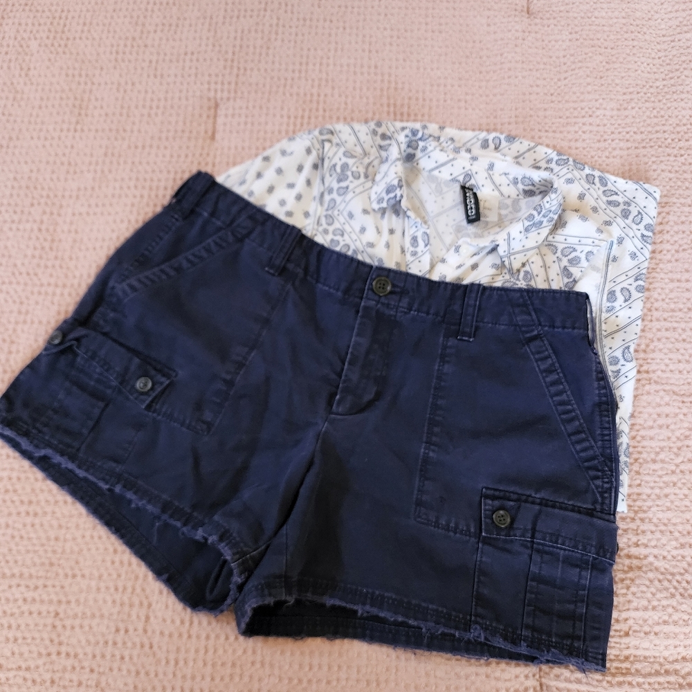 3 for $10 Gap frayed cargo shorts